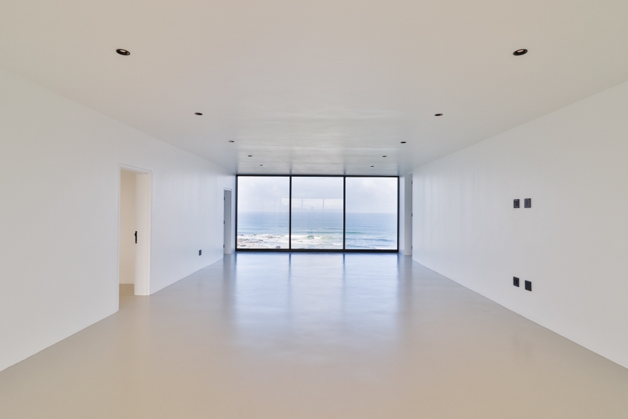 6 Bedroom Property for Sale in Yzerfontein Western Cape